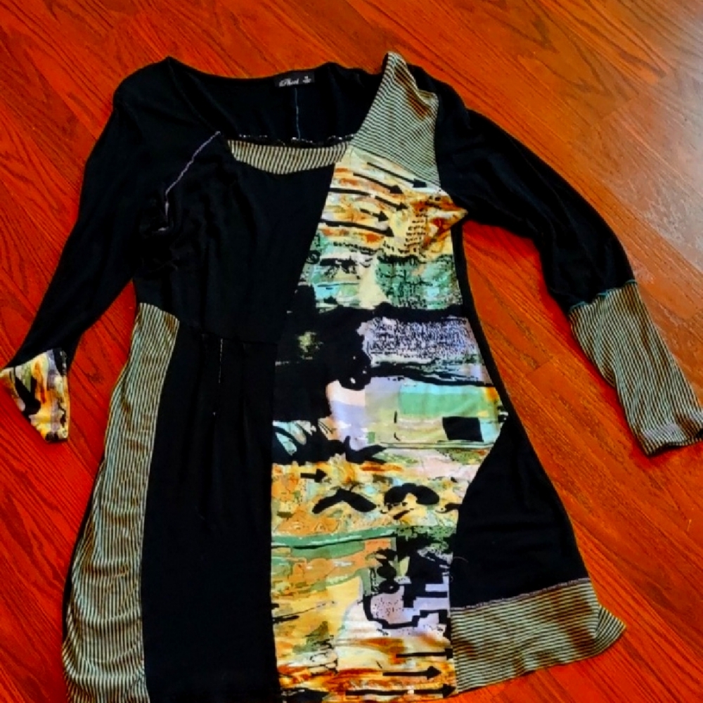 boutique dress or tunic. Mult-color and design.
